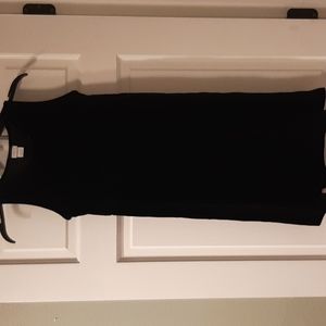 Girls formal black sleeveless dress size10-12 scoop neck